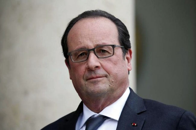 Hollande Fires Back at Trump over Paris Comments